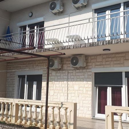 Apartments Kristina Цриквеница Экстерьер фото